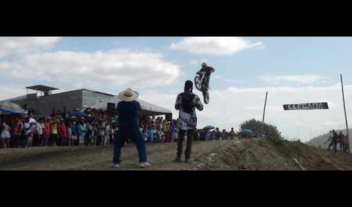 Deportes extremos en fiestas de Macará